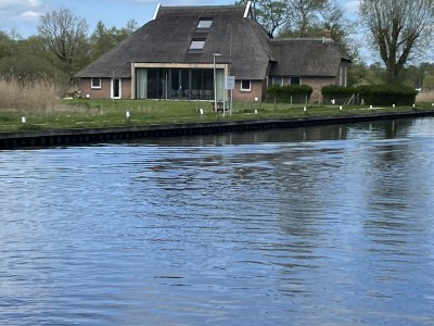 De Weerribberhof aan de gracht