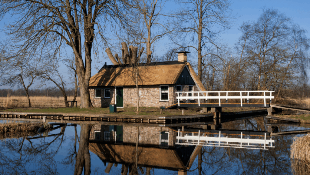 Wandelen Weerribben - Ossenzijl - De Weerribberhof - Giethoorn
